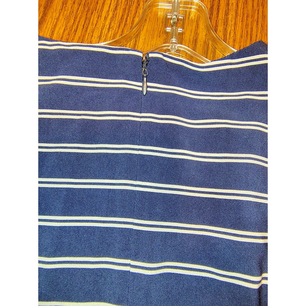Tahari Navy Blue White Striped Wide Leg Sleeveless Jumpsuit with Pockets - Picture 13 of 16